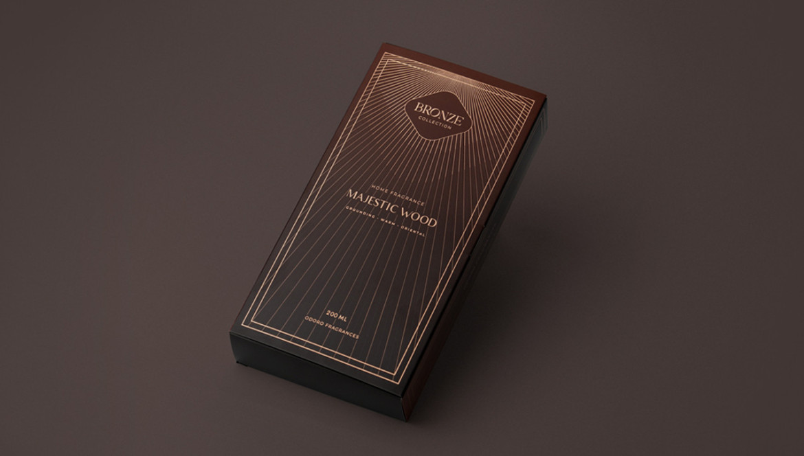 Huonetuoksupakkaus BRONZE COLLECTION – kauneutta monimutkaisen suunnittelun ja tekniikan takana